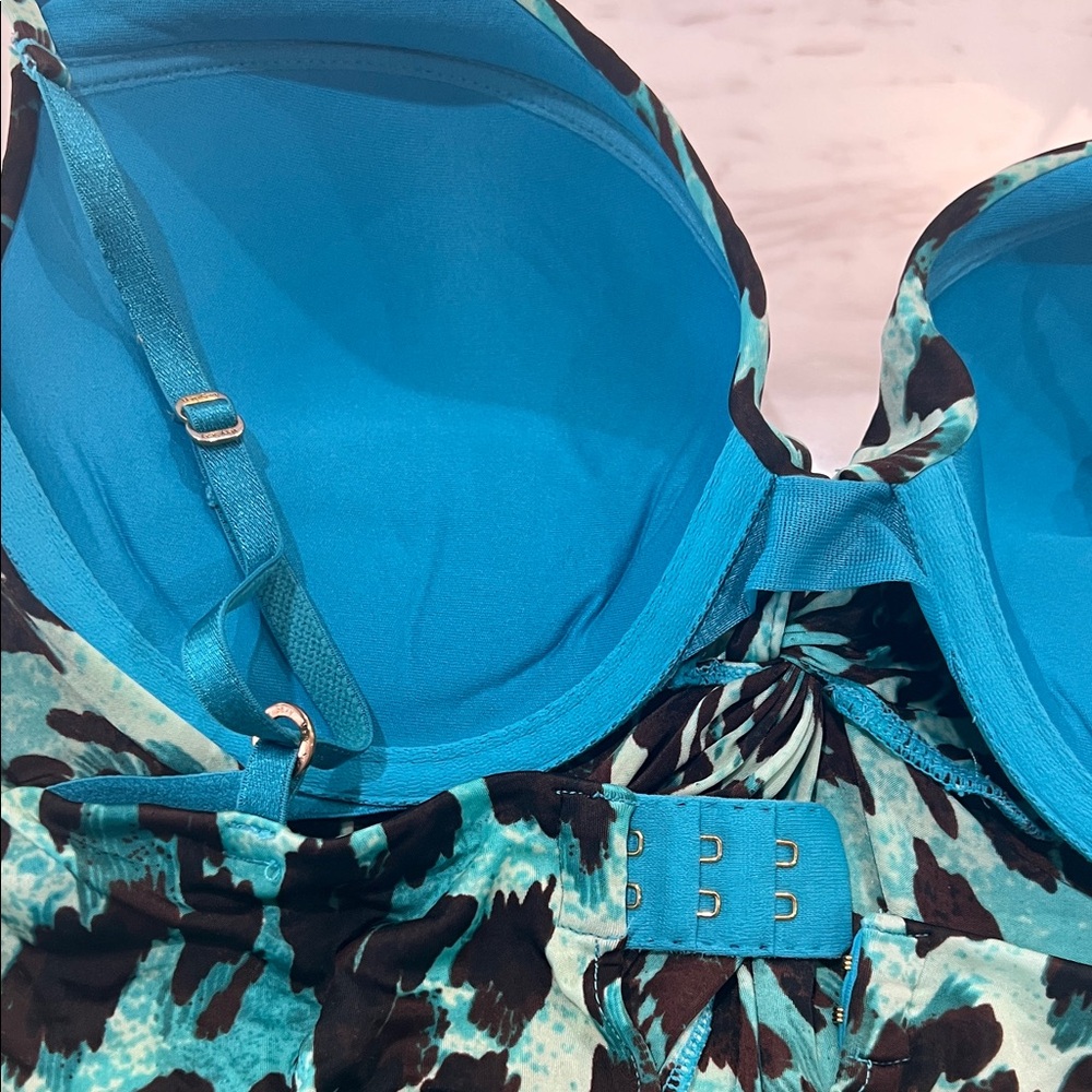 Victoria Secret Leopard Print Women's Top - Picture 5 of 5